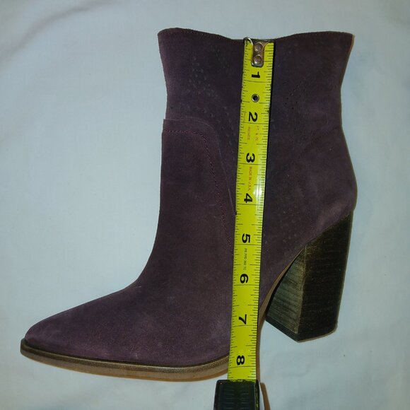 Nordstrom Rack- Vince Camuto Catheryna Leather Pointed Toe Ankle Bootie sz 7 - Picture 11 of 11